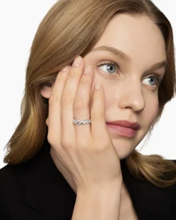 Sculpted Cable Flex Band Ring 18K White Gold with Diamonds, 5mm