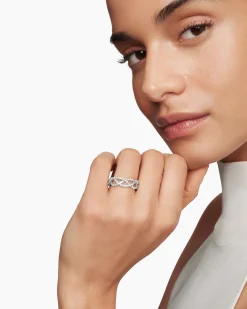 Wisteria® Band Ring Platinum with Diamonds, 7.3mm